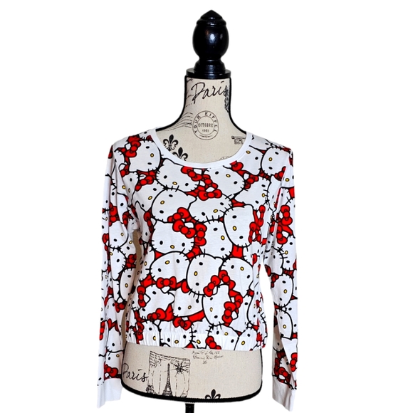 Hello Kitty crop top size Medium long sleeves. Sanrio cute Kawaii crop t… - Picture 1 of 9